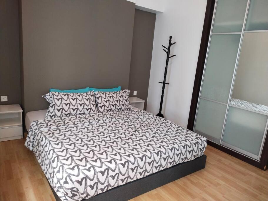 The Orion @next To Ijn 3 Bedroom Unit